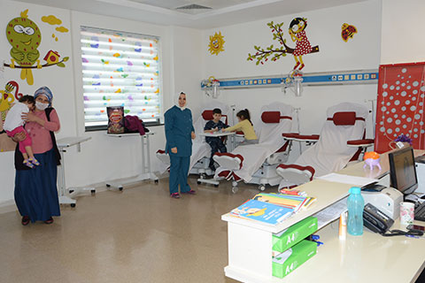 PAÜ’de ayakta onkoloji ünitesi açıldı