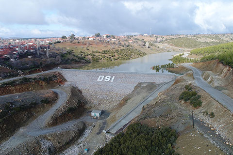 Yahşiler’de toprak suyla buluştu
