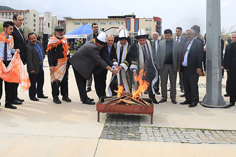 PAÜ’de mehterli nevruz kutlaması