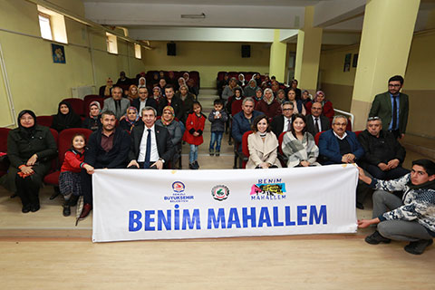 Benim Mahallem, Cumhuriyet ve Hürriyet’te