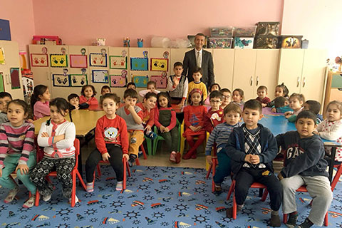 Minik öğrencilere ‘muhtarlık’ dersi