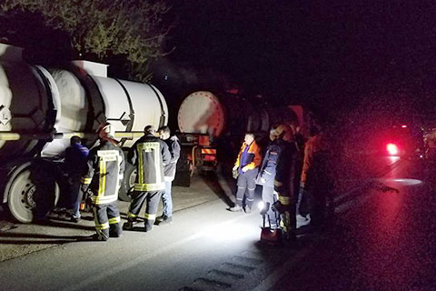 Tankerdeki kimyasal sızıntı paniğe neden oldu