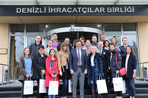 Denizlili tekstilcilerden Doğu Avrupa atağı