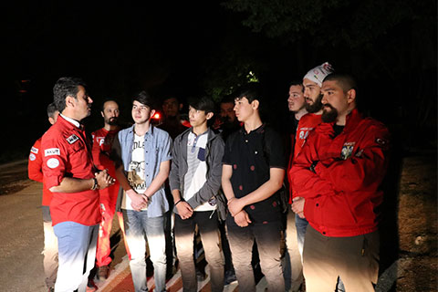 Piknik yapmaya gittikleri dağda kaybolan 3 genç bulundu