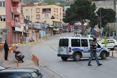 Honaz’da şüpheli paket alarmı