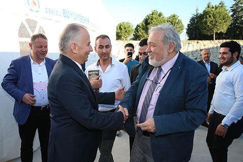 İlber Ortaylı ve Saba Tümer okurlarıyla buluştu