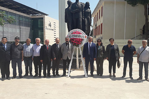 Veteriner hekimler haklarının peşinde
