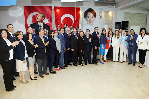 İyi Parti 37 adayını tanıttı
