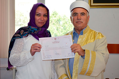 Avustralyalı Sonia Müslüman oldu