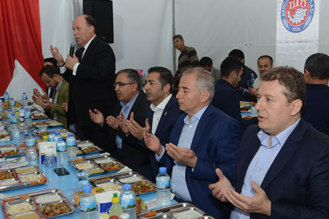 İlk iftar Denizli Ticaret Odası’ndan