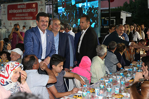 Büyükşehir Belediyesi’nden Fatih’te iftar