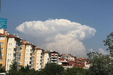 Honaz Dağı’nın zirvesinde şaşırtan görüntü