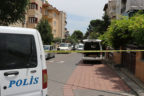 Pazar esnafı araç içerisinde ölü bulundu