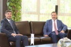 Uz istedi, Rektör söz verdi