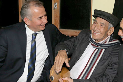 Zolan: “Hayri Dev unutulmayacak”