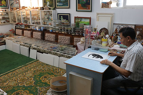Taşı sanat eserine dönüştürüyor