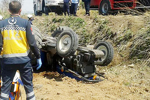 Bekilli’de traktör kazası: 1 ölü, 1 yaralı