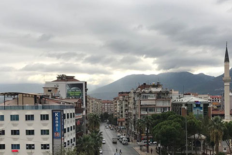 Denizli’de hava sıcaklığı 20 derece birden düştü