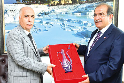 Vali Demir, Vali Karahan’ı ziyaret etti