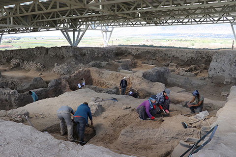 Höyükten “Denizli tekstili”ne ışık tutacak buluntular çıktı