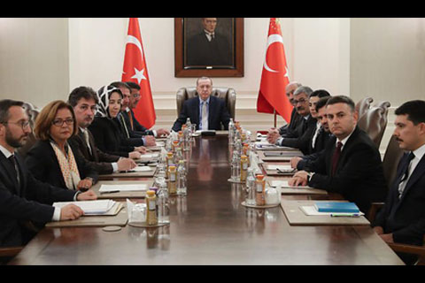 CUMHURBAŞKANININ KURULDAKİ VEKİLİ NİHAT ZEYBEKCİ