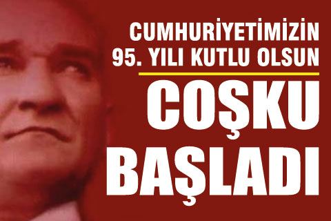Cumhuriyet Bayramı kutlamaları Çelenk koyma töreniyle başladı