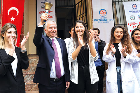 Eğitim için El Ele Projesi’nden 11 yılda 4865 öğrenci faydalandı
