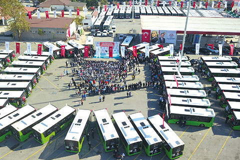 80 yeni belediye otobüsü yapılan törenle hizmete alındı