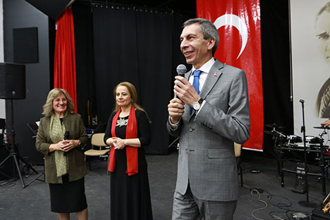 Kadın Meclisi’nden “Kahramanlık Türküleri”