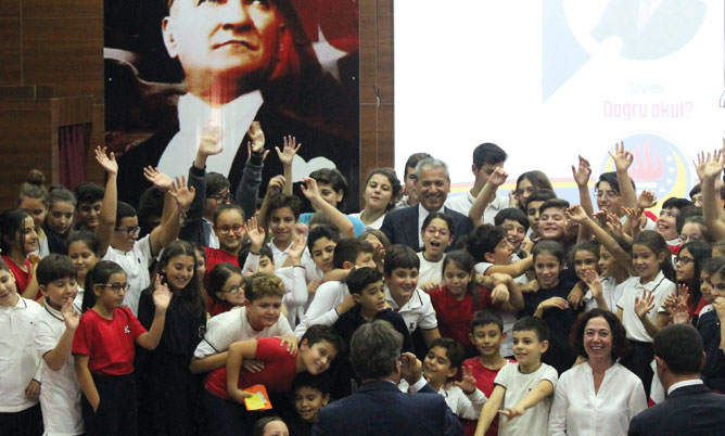 Abbas Güçlü ile TED; “İyi okul yok. Doğru okul var.”