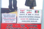 Denizli’de bir esnafın işyeri camına yapıştırdığı afiş tepki aldı