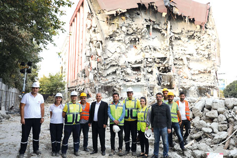 Özel İdare Binası’nın yıkımından sonra tarihi doku ortaya çıkacak