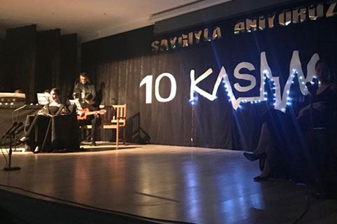 PEV Öğrencileri Atayı sanata verdiği önemle andı
