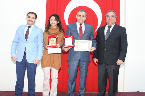 Çal’da öğretmenler Günü için erken mesai
