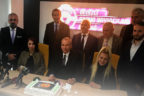 Denizli’de 7 radyo bir araya gelerek dernek kurdu