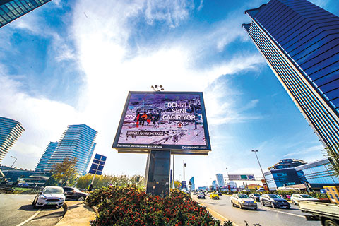 İstanbul’un dört bir köşesi Denizli görselleriyle süslendi