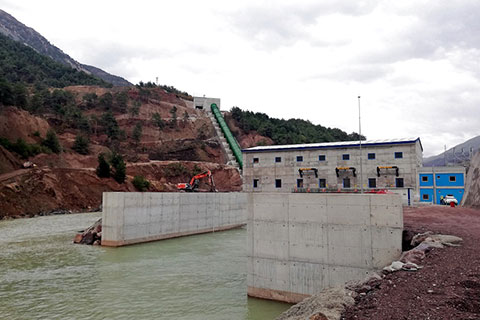 Bereket Enerji’den 22. hidroelektrik Akıncı santrali devrede