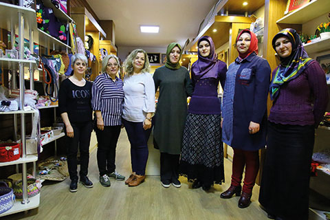 Büyükşehir Belediyesi’nin kadınlara olan desteği sürüyor