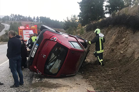 Kale’de meydana gelen kazada iki kişi yaralandı
