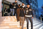 Kravatlı mafya çetesi çökertildi