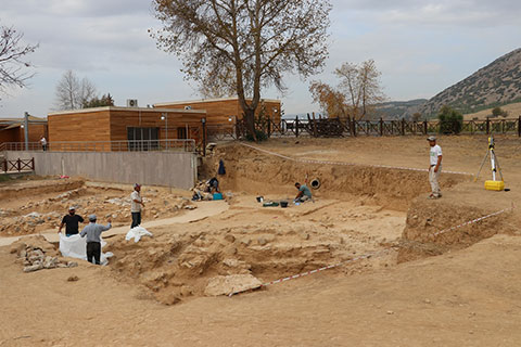 Pamukkale tarihini 500 yıl geriye götüren buluntu