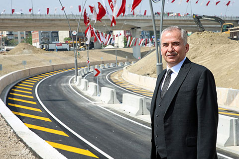 Zolan: “14 yılda 16 köprülü kavşak yaptık”