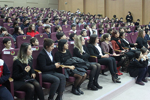 TED’den sosyal medya bağımlılığı konferansı