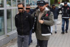 Çoraplarının içinde uyuşturucu bulunan 3 zanlı tutuklandı