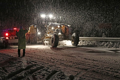 Denizli-Antalya Karayolu trafiğe tek yönlü kapatıldı