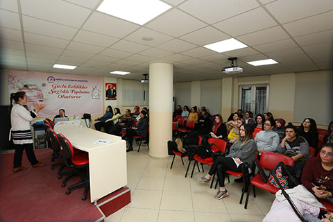 Hamilelik Okulu 3 yaşında