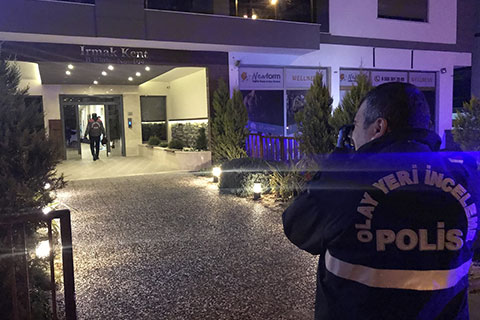 Üniversite öğrencisi 7. kattan düştü