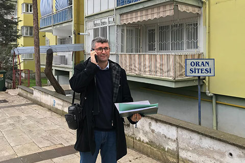Borcu ödenmeyen doğalgazı bahçe hortumuyla bağlamış