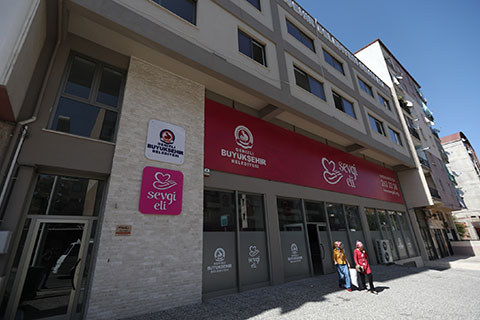 Sevgi Eli 13 yaşında