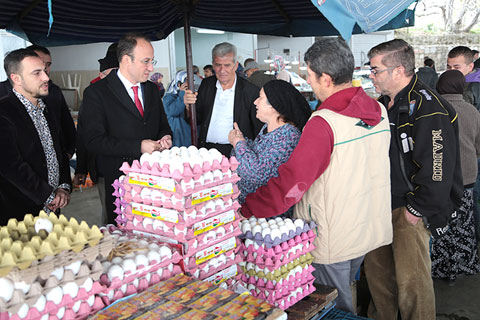 Pamukkale Belediye Başkan Adayı Avni Örki, 100 adet spor sahası vaad etti